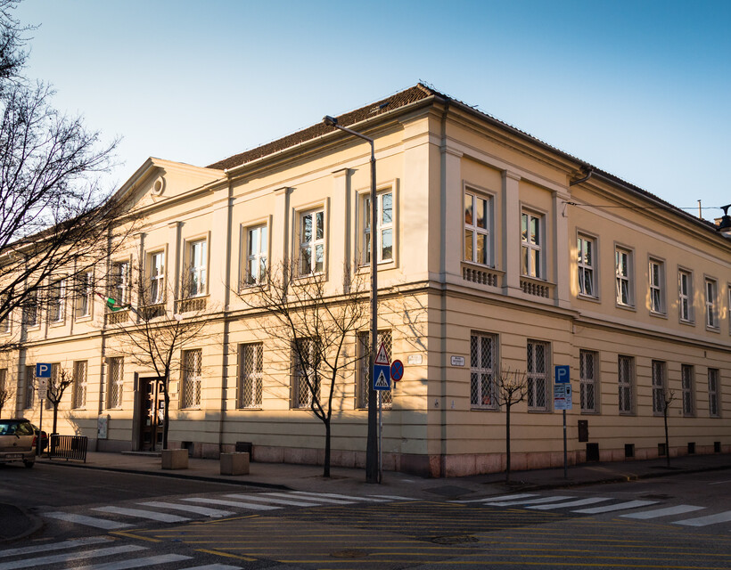 Öveges Kálmán Gyakorló Általános Iskola — Győr